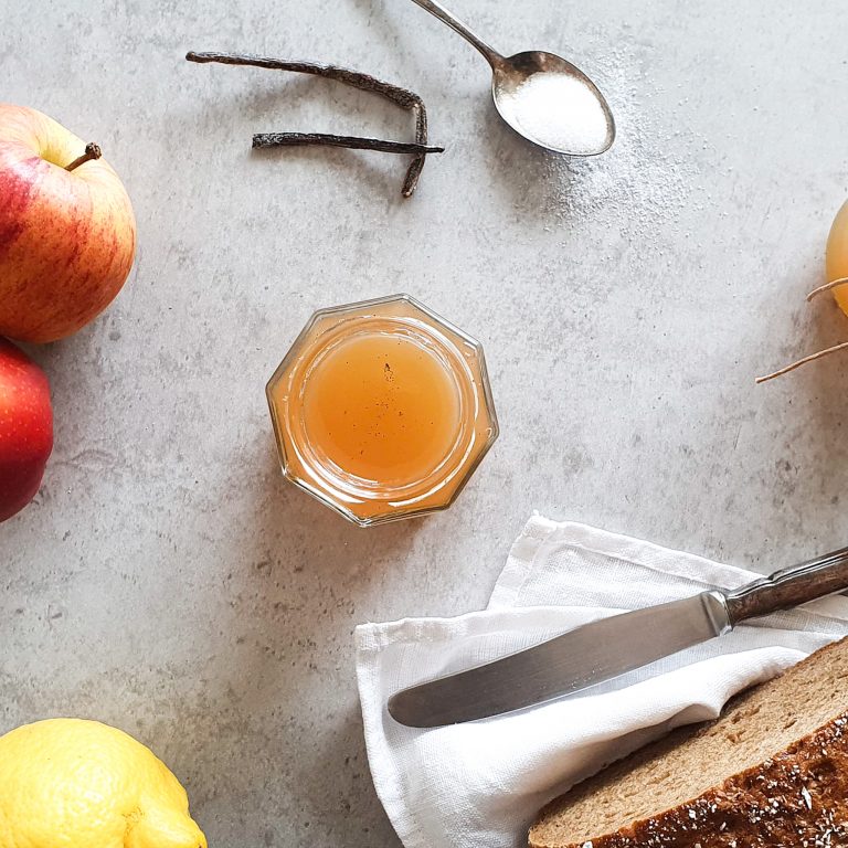 Apfelkompott mit Zimt-Schmand-Creme | marlandi